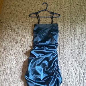 XS/S Windsor cowl neck homecoming dress w/ open back